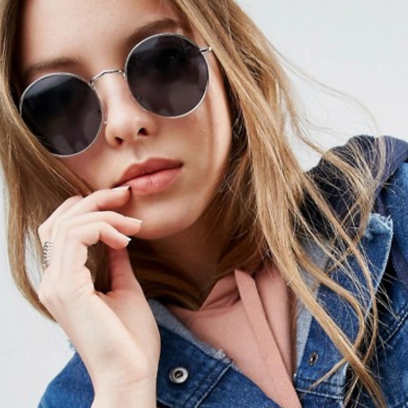 RSTYLE Accessories - RETRO   Pop Sunglasses